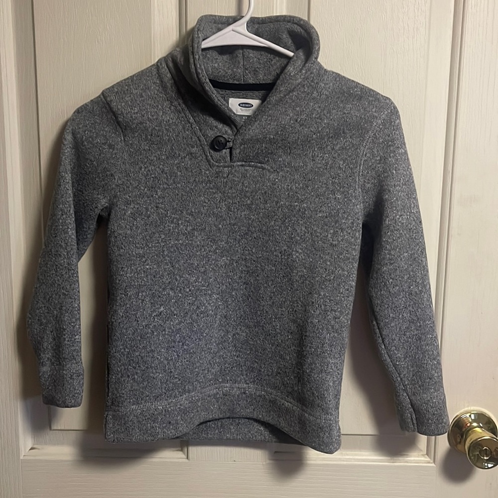 Old navy kids sweater
